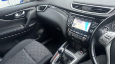 Nissan Qashqai 1.6 DiG-T N-Connecta 5dr Petrol Hatchback